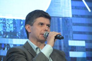 ‘Às vésperas da eleição, bom senso não prevalece’, diz Trajano, CEO do Magalu