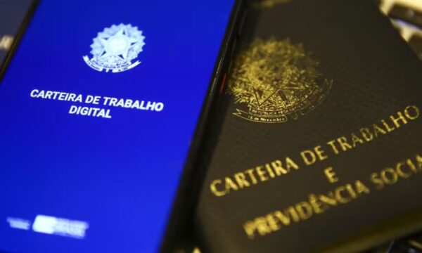 Qual o futuro da CLT? Candidatos propõem mudanças e até alternativas ao modelo de carteira assinada