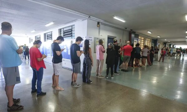 Ao menos quatro pessoas morreram durante as eleições deste domingo, 4